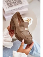 model 21669255 Elegantní dámské polobotky na podpatku z pravé kůže tmavě béžové - Zazoo