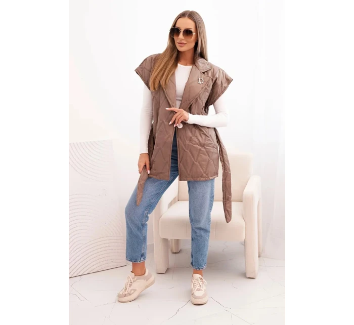 Dámska prešívaná vesta s opaskom a širokým golierom Fango