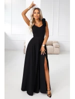 model 21803453 Elegantní večerní maxi šaty s rozparkem a růžemi klasické černé - numoco model 21803453 Elegantní večerní maxi šaty s rozparkem a růžemi klasické černé - numoco