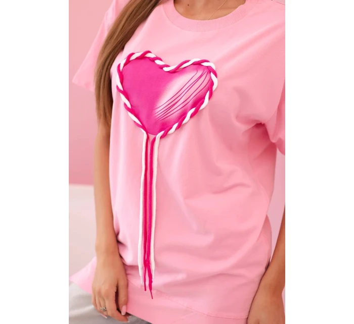 Dámské oversize tričko srdcem a třásněmi s krátkým rukávem světle růžová