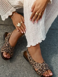 Dámské kožené sandály leopardí hnědé model 21694322 - Zazoo