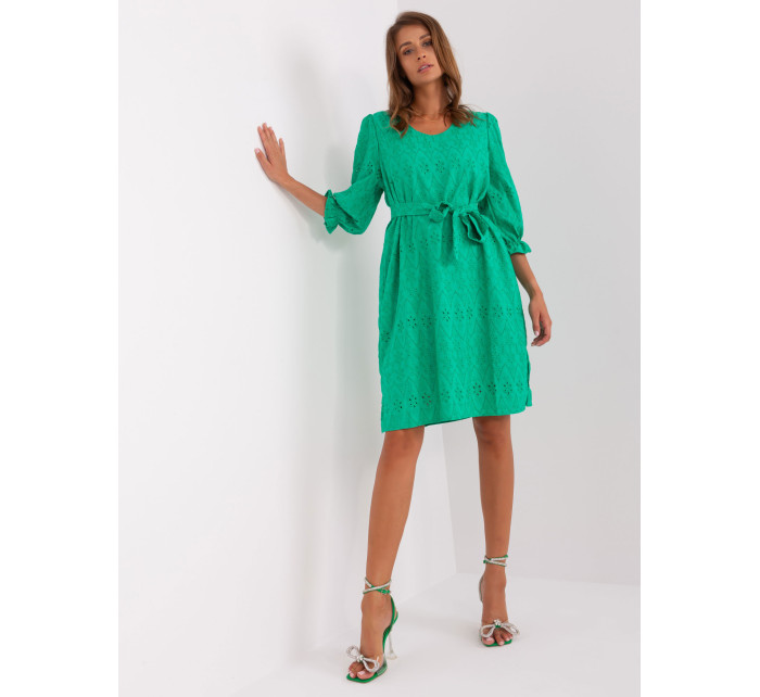 Zelené ažurové šaty s 3/4 rukávmi