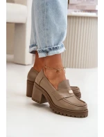 model 21669255 Elegantní dámské polobotky na podpatku z pravé kůže tmavě béžové - Zazoo