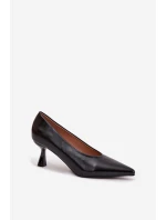 Dámske lakované lodičky na ihlovom podpätku Gavrielle - čierne Dámske lakované lodičky na ihlovom podpätku Gavrielle - čierne