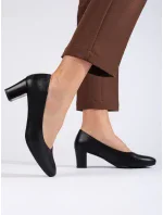 Trendy černé dámské lodičky na širokém podpatku Trendy černé dámské lodičky na širokém podpatku