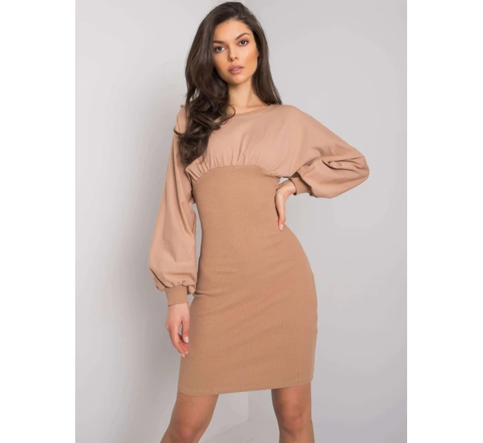 Šaty RV SK model 16427905 velbloudů - FPrice