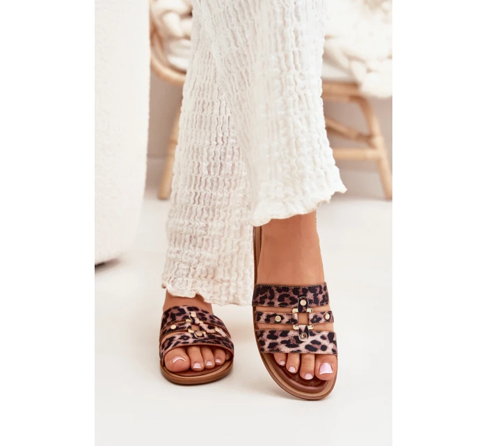 Ploché Dámské Pantofle Se Zlatým Detalem Leopard model 21700060 - Boto Ploché Dámské Pantofle Se Zlatým Detalem Leopard model 21700060 - Boto