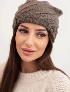 Dámská zimní čepice s ozdobným pletením a střihem cappuccino model 21878045 - K-Fashion