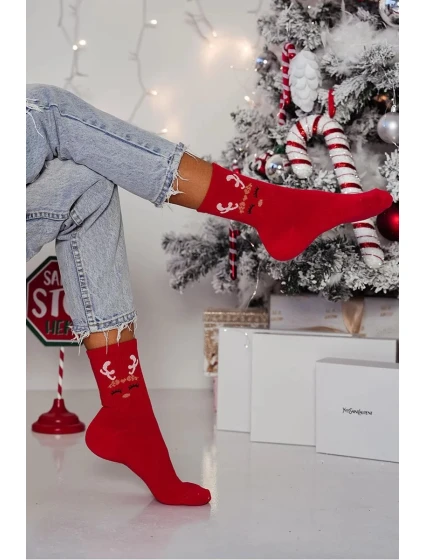 Dámske vianočné ponožky s motívom sobov - červené Dámske vianočné ponožky s motívom sobov - červené