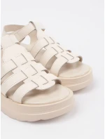 Pohodlné hnedé dámske sandále na platforme