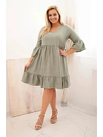 Dámské viskózové šaty Plus Size s model 22128545 ozdobou khaki - K-Fashion