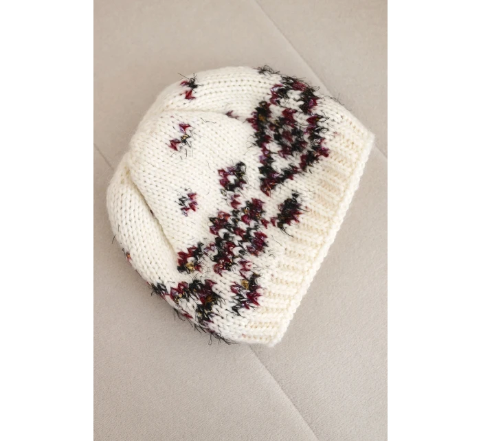 Dámská zimní vlněná čepice s ozdobnými krystalky K399 černá