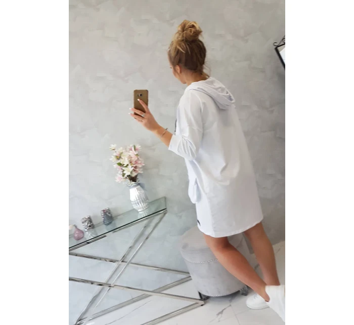 Šaty s kapucí bílé Šaty s kapucí bílé