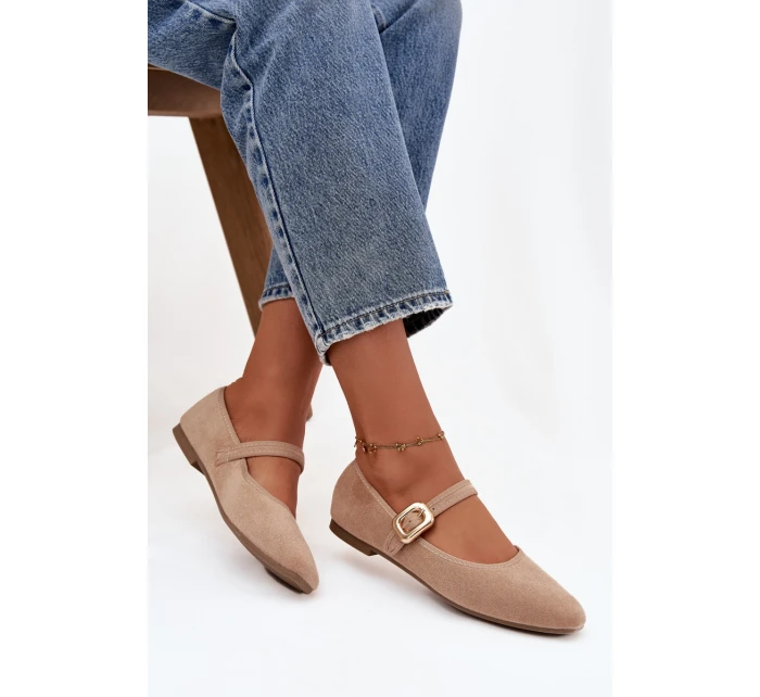 Baleríny s páskem a zlatým sponou Eko semiš Béžové model 21744478 - Boto