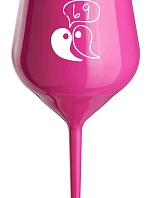 69 - růžová nerozbitná sklenice na víno 470 ml