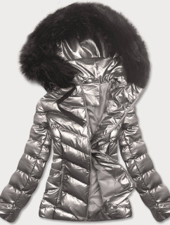 Strieborná lesklá dámska zimná bunda s kapucňou (5M773-401)