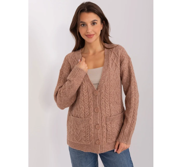 Sweter AT SW model 18970047 jasny brązowy - FPrice Sweter AT SW model 18970047 jasny brązowy - FPrice