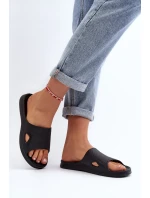 Klasické dámske čierne žabky Juniria