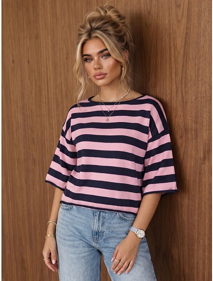 Dámský oversize svetr s pruhy v tmavě modré a růžové barvě FashionStreet MY2609 Dámský oversize svetr s pruhy v tmavě modré a růžové barvě FashionStreet MY2609