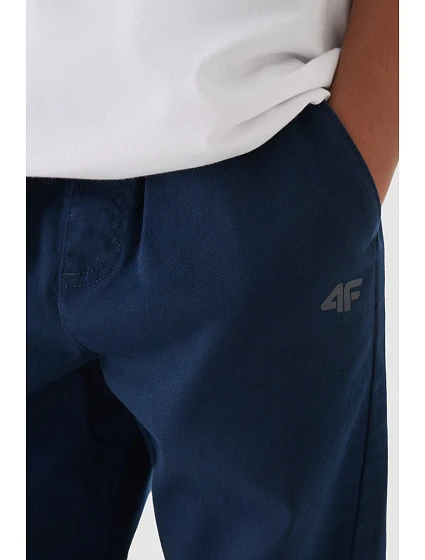 Chlapecké Kalhoty Jogger Casual Hladké Tmavě Modré model 21668668 - 4F Chlapecké Kalhoty Jogger Casual Hladké Tmavě Modré model 21668668 - 4F