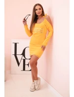 Dámské šaty s 3/4 rukávy a krajkou na zádech fango