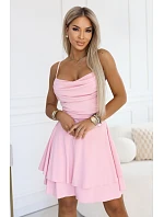 Šaty bez ramínek s vodním výstřihem a sukní cukrově růžové model 22129220 - numoco basic