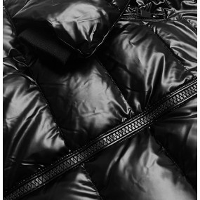 Čierna dámska vypasovaná zimná bunda (2M-032)
