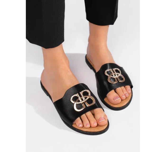 Pohodlné dámské nazouváky černé bez podpatku Pohodlné dámské nazouváky černé bez podpatku