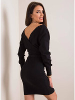 Čierne dámske šaty so skladaným obálkovým výstrihom Rue Paris (5297-22)