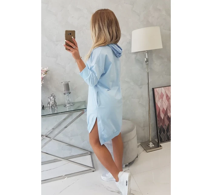 Šaty s kapucňou a dlhším chrbtom modré Šaty s kapucňou a dlhším chrbtom modré