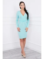 Přiléhavé šaty s výřezem pod model 18742041 mint - K-Fashion