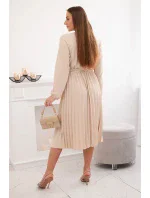 Šaty s viazaným plisovaným lemom béžové