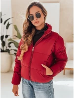 Dámská krátká zimní bunda s kapucí bordó Dstreet model 21990573 - FashionStreet Dámská krátká zimní bunda s kapucí bordó Dstreet model 21990573 - FashionStreet