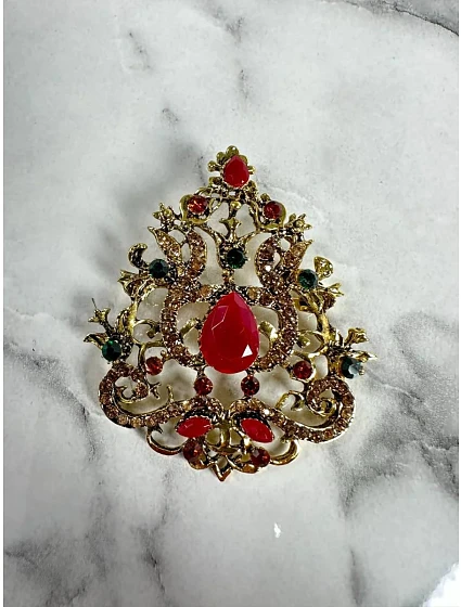 Brož model 18753889 zlatá + červená - K-Fashion