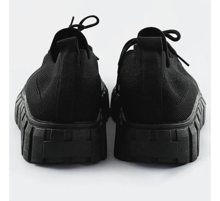 Černé ažurové šněrovací boty model 17287300 Černé ažurové šněrovací boty model 17287300