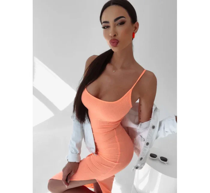 Dámské šaty model 18593239 lososové - Ola Voga Dámské šaty model 18593239 lososové - Ola Voga