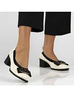 Béžové lakované lodičky Filippo DP6960