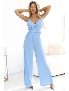 593-2 Elegantný overal s obálkovým výstrihom, širokými nohavicami a opaskom - MODRÝ