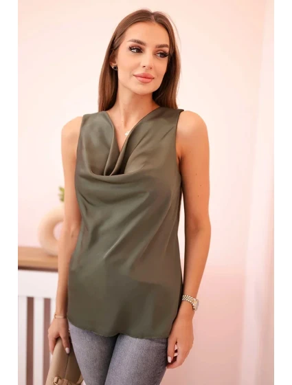 Dámská saténová halenka s vodním výstřihem – elegantní střih khaki