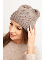 Dámská zimní čepice s vlnou volného střihu model 21782997 cappuccino - K-Fashion