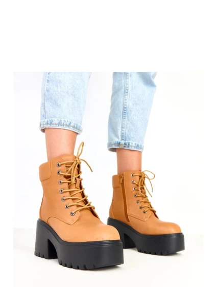 Topánky na podpätku model 217927 Solea