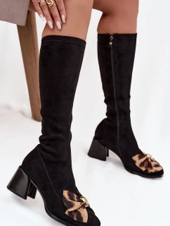 Dámske čižmy na podpätku s ozdobnou mašľou D&A - čierne