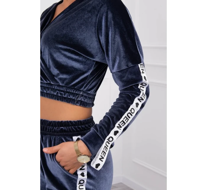 Velúrová súprava s nápisom Queen graphite