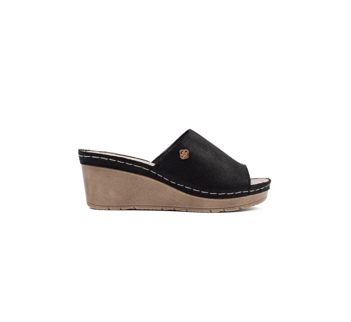 Originálne dámske čierne ponožky na klinoch