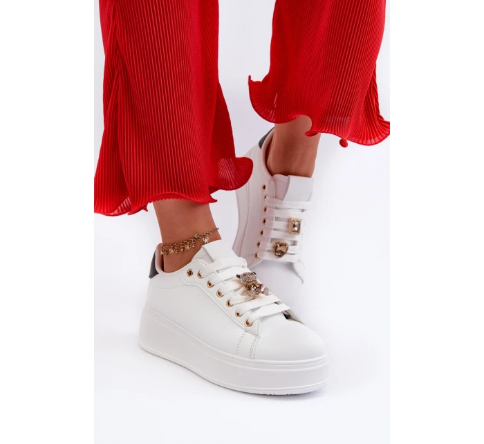 Dámské boty na platformě s ozdobami bílé model 21659159 - Boto Dámské boty na platformě s ozdobami bílé model 21659159 - Boto