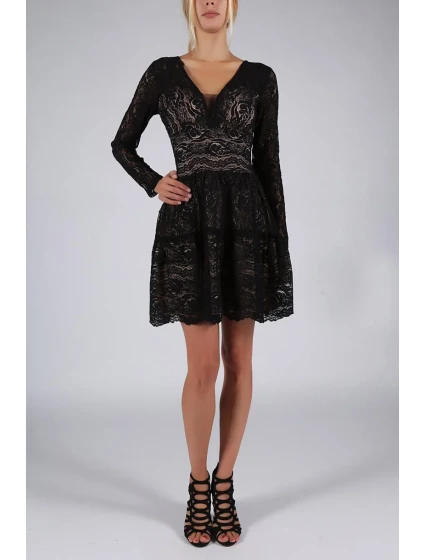 Večerné šaty model 124673 YourNewStyle Večerné šaty model 124673 YourNewStyle