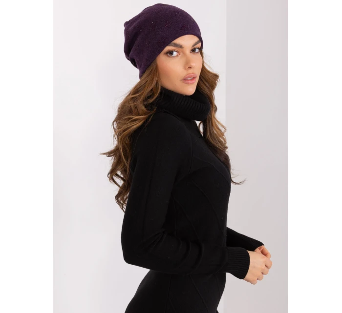 Czapka AT CZ model 19335580 ciemny fioletowy - FPrice Czapka AT CZ model 19335580 ciemny fioletowy - FPrice