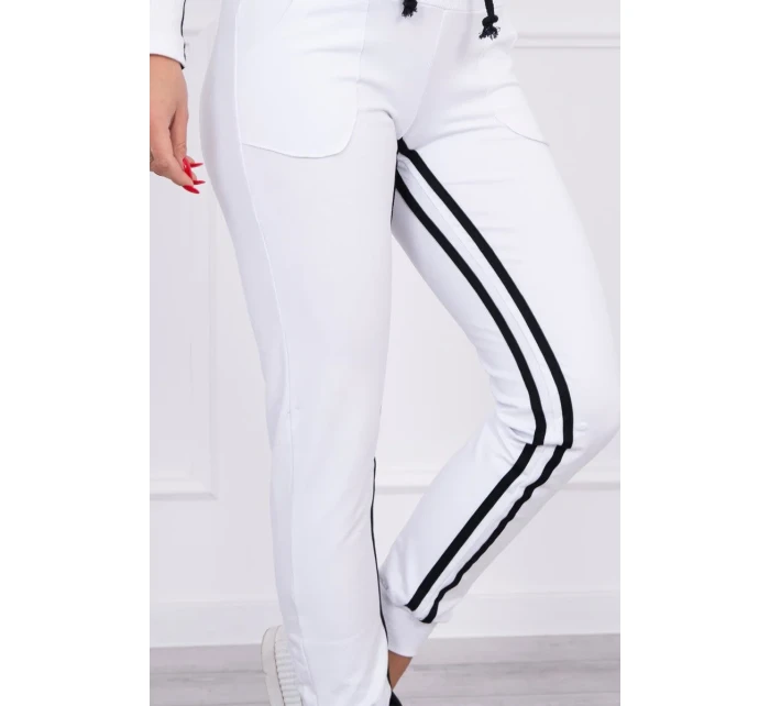 Súprava s dvojitými pruhmi bielej farby