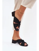 Dámské sandály na klínku model 21699753 černé - Maciejka