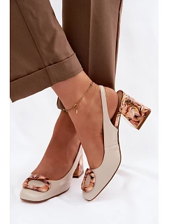 Kožené dámské sandály na podpatku s přezkou D&A LZ61-2010 Béžové